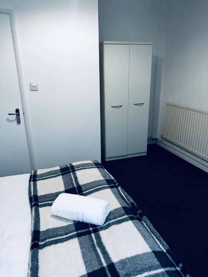 Stylish Town House - Modern Double Room - 1 Coventry Exteriör bild